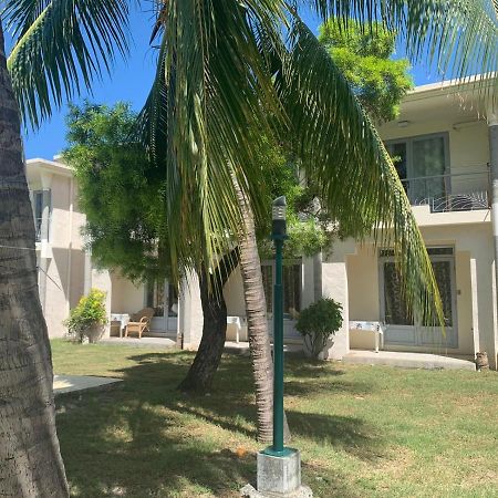 Escale Vacances Flic en Flac Exterior photo