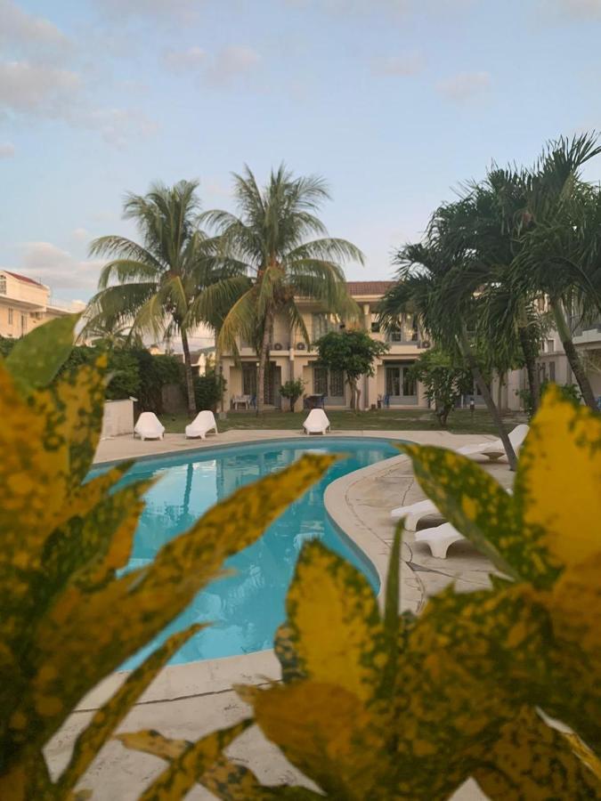 Escale Vacances Flic en Flac Exterior photo