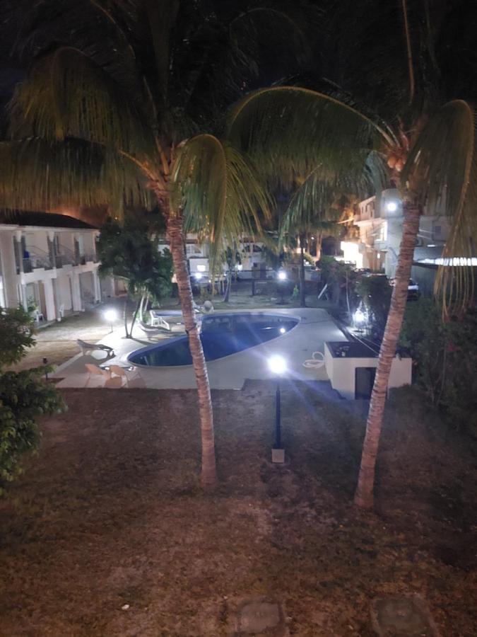 Escale Vacances Flic en Flac Exterior photo