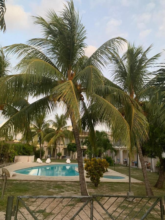 Escale Vacances Flic en Flac Exterior photo