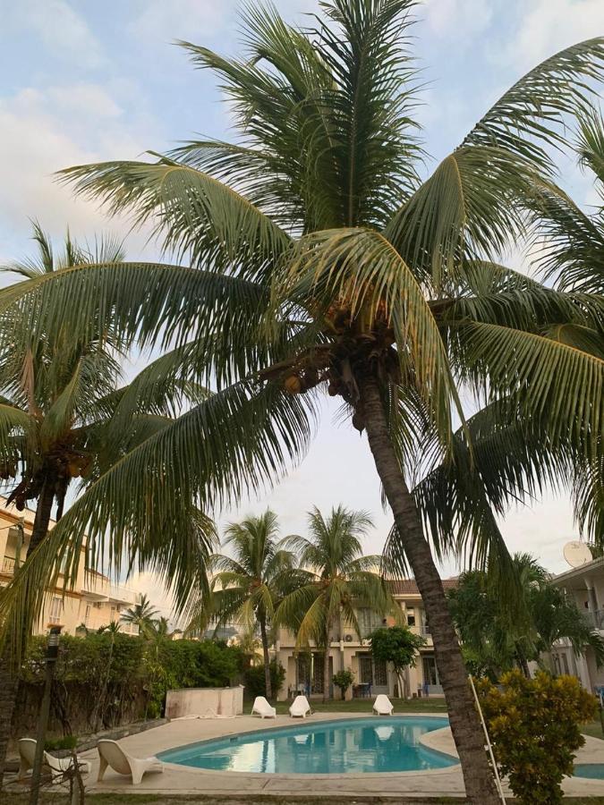 Escale Vacances Flic en Flac Exterior photo
